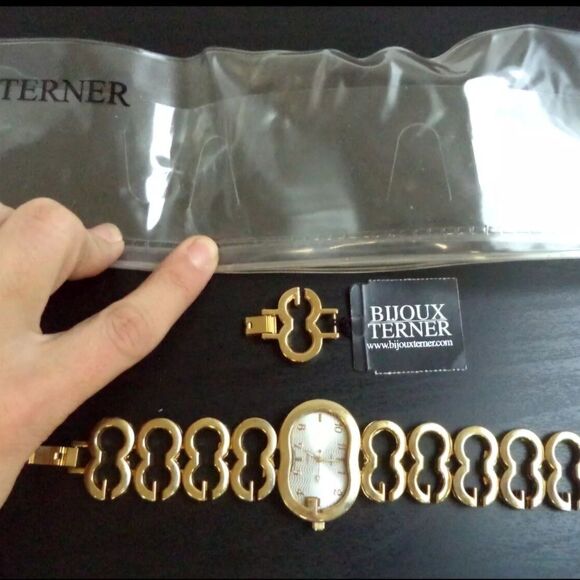 VINTAGE ESTATE BIJOUX TERNER WATCH IN ORIG PACKAGE 7" BRACELET NWT NEEDS BATTERY - Picture 1 of 7